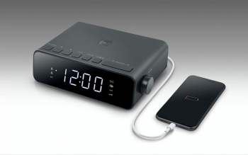 MUSE M-175 WI, Tuner FM, Clocks, Wireless charging 5W, USB charging Port, Black